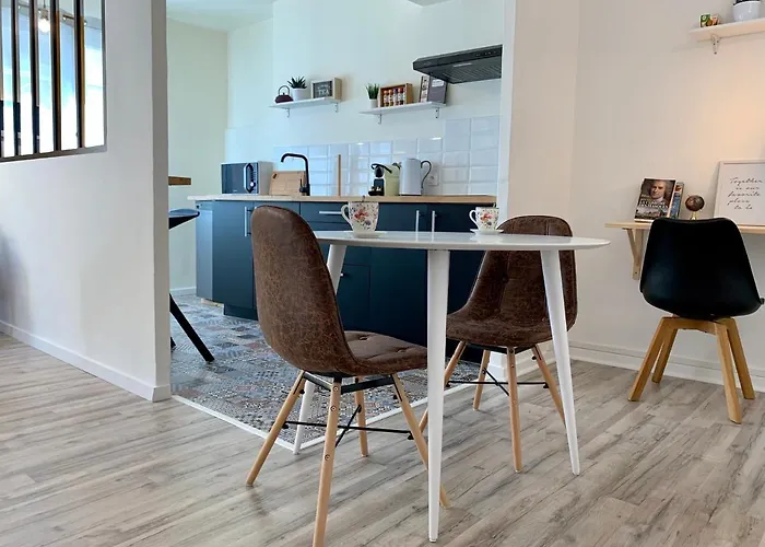 Voltaire - Centre Καρκασόν